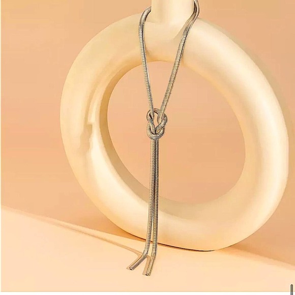 Silver Knot Tassel Snake Flat Herringbone Vintage Necklace - Picture 7 of 9